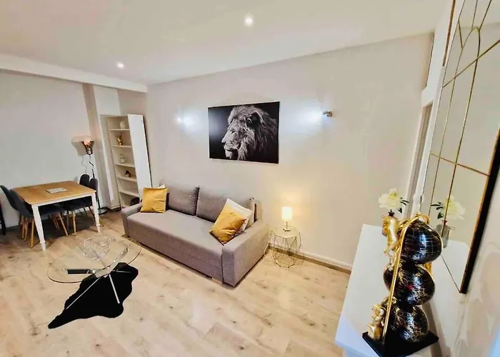 L'eden, 4 Prs Avec Jardin En Centre