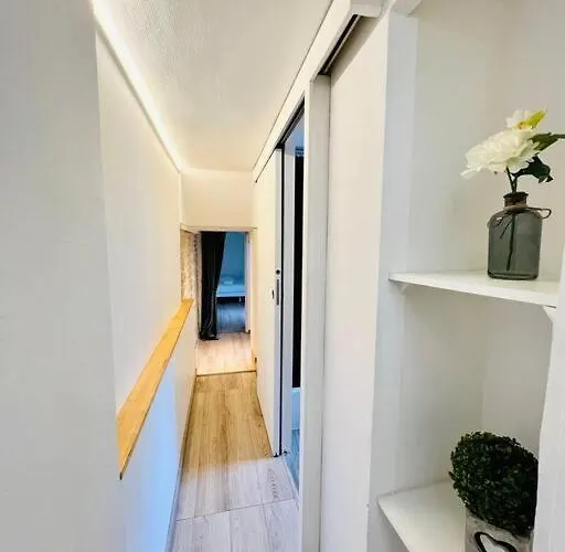 L'eden, 4 Prs Avec Jardin En Centre * Digione